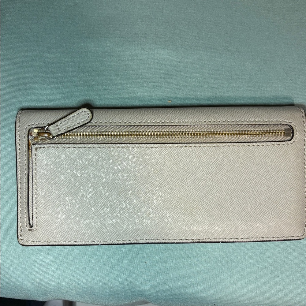 Michael Kors Fulton Flap Continental Wallet Two Tone Pink White Pebbled Leather - Picture 2 of 9